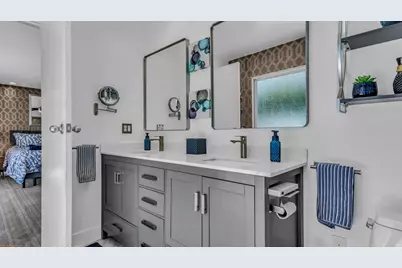 1541 E Madrona Drive, Palm Springs, CA 92264 - Photo 18