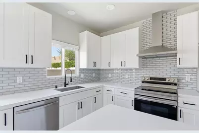 9771 Apawamis Road, Desert Hot Springs, CA 92240 - Photo 10
