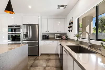 11 Whittier Court, Rancho Mirage, CA 92270 - Photo 24
