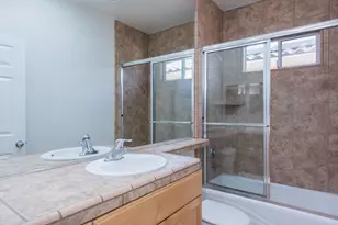 74137 Academy Ln E, Palm Desert, CA 92211 - Photo 20