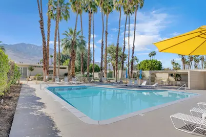465 Desert Lakes Drive, Palm Springs, CA 92264 - Photo 8