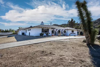 8687 Grand Avenue, Yucca Valley, CA 92284 - Photo 16