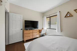 8180 Manitoba Street, Los Angeles, CA 90293 - Photo 28
