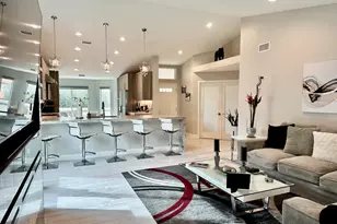 348 Vista Royale Dr, Palm Desert, CA 92211 - Photo 12