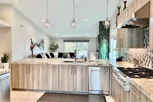 348 Vista Royale Dr, Palm Desert, CA 92211 - Photo 2