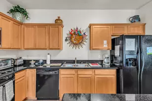 67687 Duchess Road, Cathedral City, CA 92234 - Photo 8