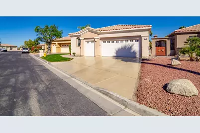 75760 W Heritage W, Palm Desert, CA 92211 - Photo 2