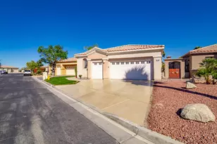 75760 W Heritage W, Palm Desert, CA 92211 - Photo 2