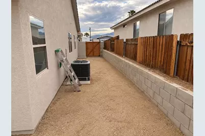 12920 Maui Way, Desert Hot Springs, CA 92240 - Photo 30