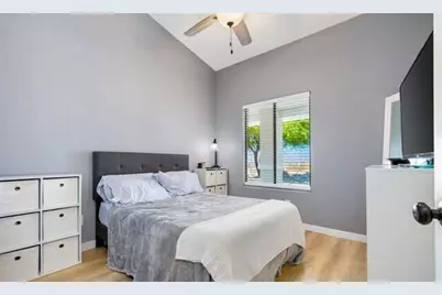 12920 Maui Way, Desert Hot Springs, CA 92240 - Photo 14
