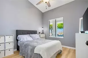 12920 Maui Way, Desert Hot Springs, CA 92240 - Photo 14