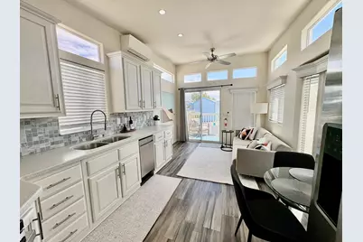 70200 Dillon Road ##200, Desert Hot Springs, CA 92241 - Photo 12