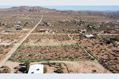 102 Saddleback Road, Joshua Tree, CA 92252 - Photo 12