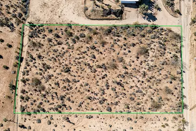 102 Saddleback Road, Joshua Tree, CA 92252 - Photo 18