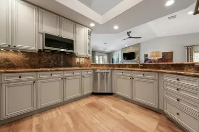38800 Desert Mirage Drive, Palm Desert, CA 92260 - Photo 12