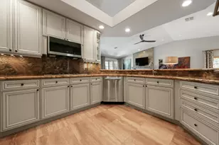 38800 Desert Mirage Dr, Palm Desert, CA 92260 - Photo 12