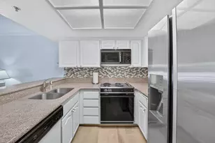 500 E Amado Road, Palm Springs, CA 92262 - Photo 20
