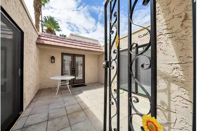 35105 Paseo Malaga, Cathedral City, CA 92234 - Photo 4