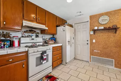 8554 San Gorgonio Place, Rancho Cucamonga, CA 91730 - Photo 10