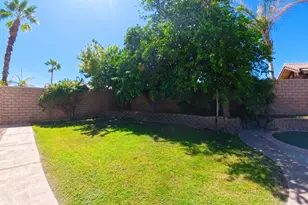 37879 Hollister Dr, Palm Desert, CA 92211 - Photo 22