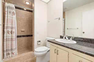128 Desert W Dr, Rancho Mirage, CA 92270 - Photo 32