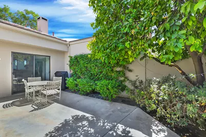 54446 Oaktree, La Quinta, CA 92253 - Photo 6