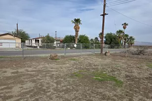 9588 Avenue H, Bombay Beach, CA 92257 - Photo 34