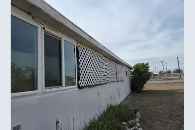 9588 Avenue H, Bombay Beach, CA 92257 - Photo 36