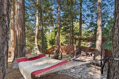 414 Pioneer Road, Lake Arrowhead, CA 92352 - Photo 40