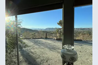 7891 Victor Vista Avenue, Yucca Valley, CA 92284 - Photo 2