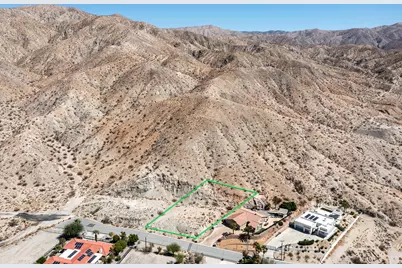 12210 Skyline Drive, Desert Hot Springs, CA 92240 - Photo 20