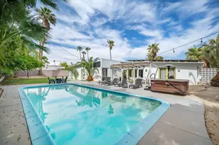 2875 E Wyman Dr, Palm Springs, CA 92262 - Photo 26