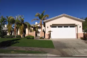 34 Paris Way, Rancho Mirage, CA 92270 - Photo 2