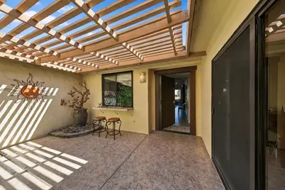 148 Las Lomas, Palm Desert, CA 92260 - Photo 4