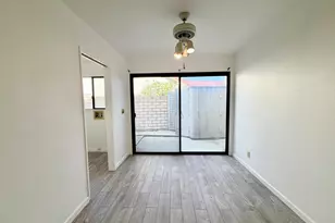 27136 Shadowcrest Ln, Cathedral City, CA 92234 - Photo 10