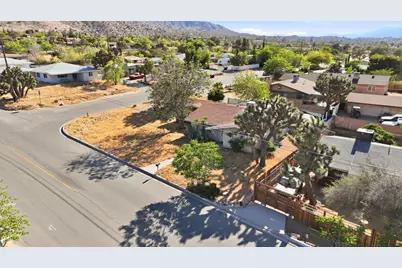 7798 Acoma Trail, Yucca Valley, CA 92284 - Photo 34