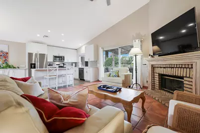 36055 Avenida De Las Montanas #E, Cathedral City, CA 92234 - Photo 8