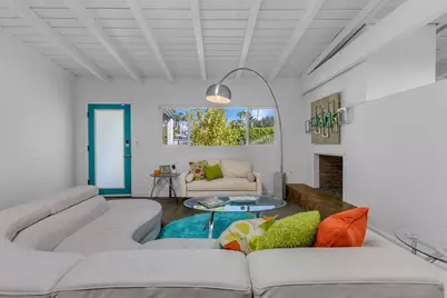 1075 E Sunny Dunes Road, Palm Springs, CA 92264 - Photo 8