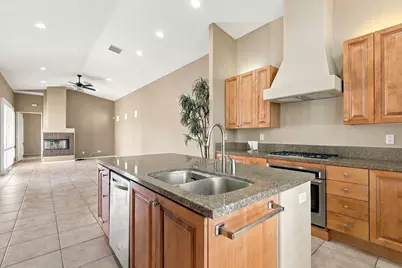 36588 Calle Esperanza, Cathedral City, CA 92234 - Photo 12