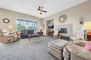 13717 Pinnacle Cir, Desert Hot Springs, CA 92240 - Photo 6