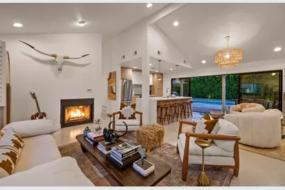 1055 E Louise Drive, Palm Springs, CA 92262 - Photo 4
