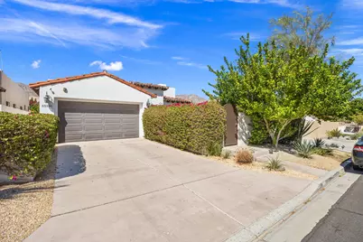 53385 Avenida Mendoza, La Quinta, CA 92253 - Photo 12