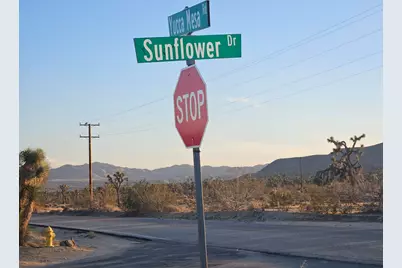 010 Yucca Mesa Road, Yucca Valley, CA 92284 - Photo 1