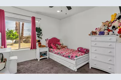 13765 Hermano Way, Desert Hot Springs, CA 92240 - Photo 16