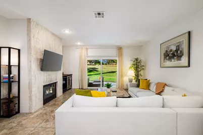 359 Desert Falls Drive E, Palm Desert, CA 92211 - Photo 8