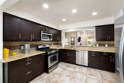 359 Desert Falls Drive E, Palm Desert, CA 92211 - Photo 16