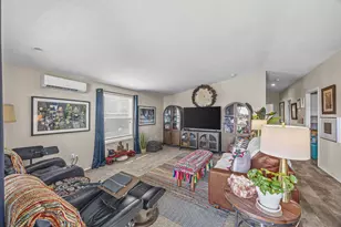 7 Lazy B Dr, Palm Desert, CA 92260 - Photo 2