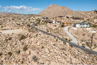 204 Bandera Road, Yucca Valley, CA 92284 - Photo 4