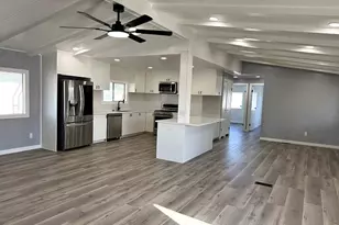 5001 W Florida Ave, Hemet, CA 92545 - Photo 2