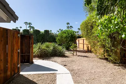 2963 E Orella Circle, Palm Springs, CA 92264 - Photo 26